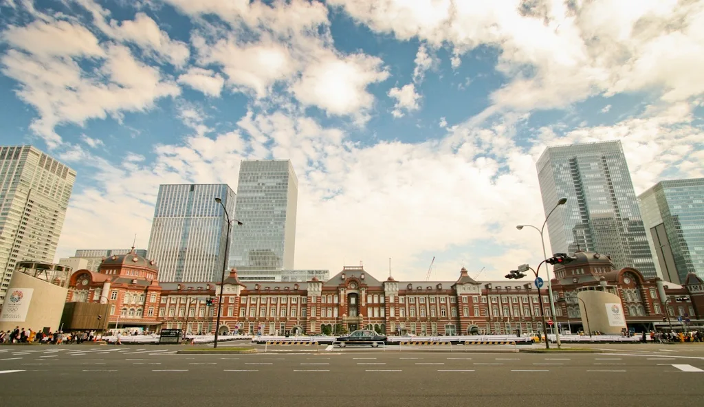 Newly-renovated Tokyo Station façade.