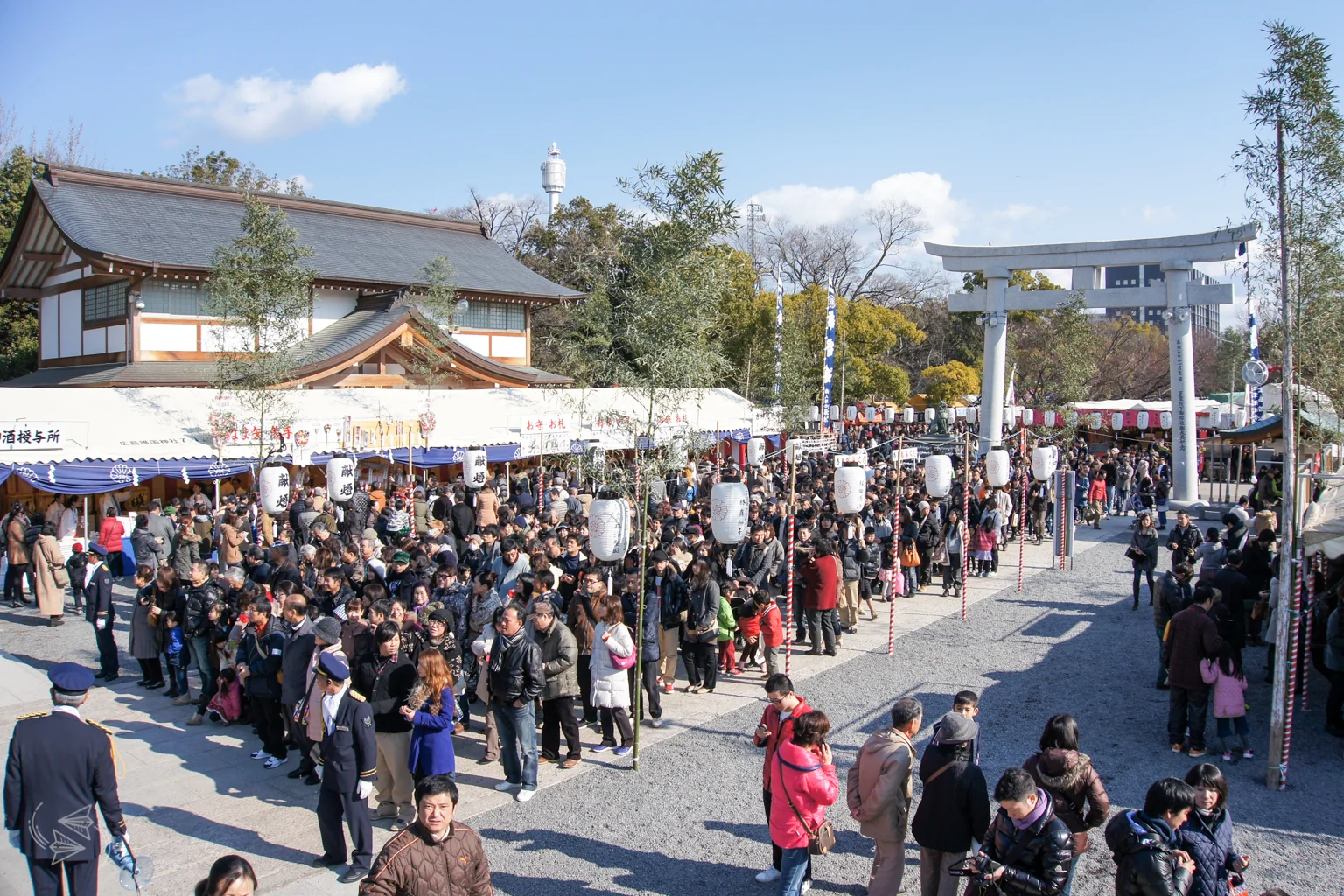 hatsumode new year japan