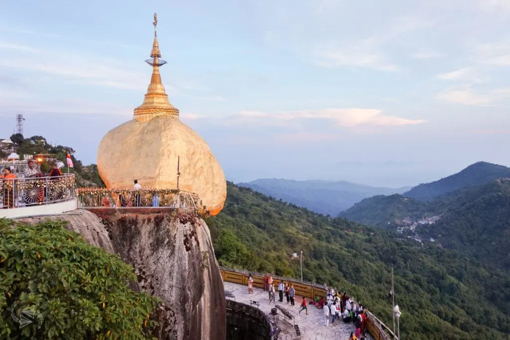 myanmar travel golden rock