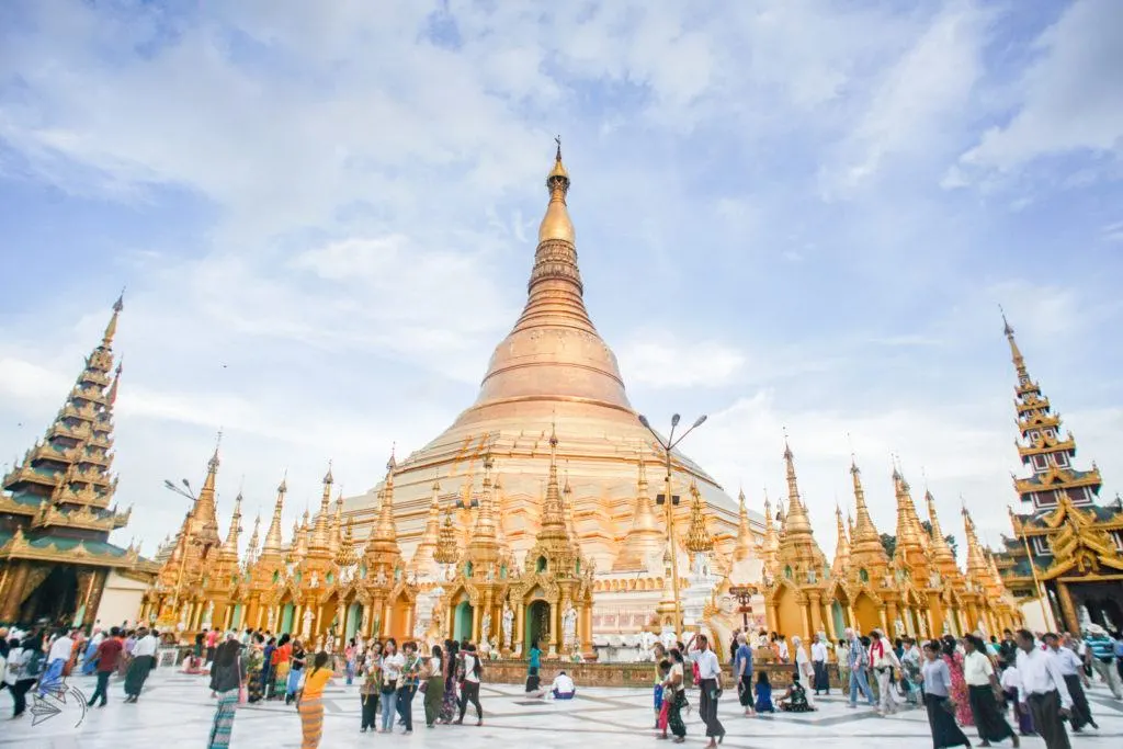 shwedagon pagoda myanmar travel