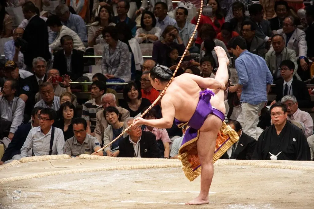 sumo tournament japan yumitori-shiki bow dance