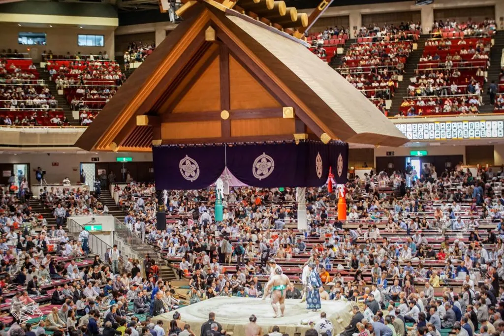 sumo tournament japan dohyo